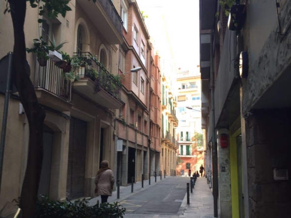 Piso situado en tranquilo barrio de Sant Gervasi Junto Riera Sant Miquel y calle Séneca foto 7