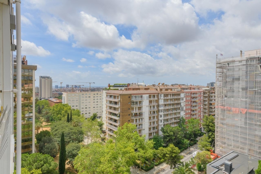 Estupenda vivienda en Psg Manuel Girona