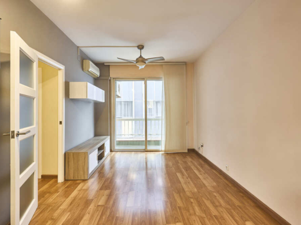 Piso en Venta en Hospitalet De Llobregat Barcelona SANTA EULALIA