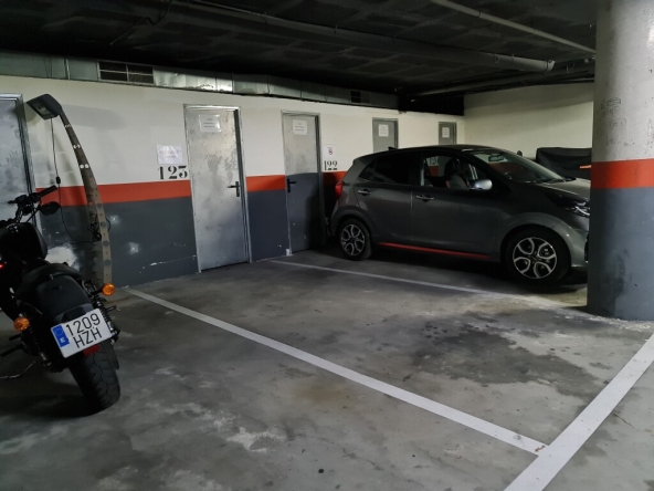 Parking coche en Alquiler en Castelldefels Barcelona CAN BOU