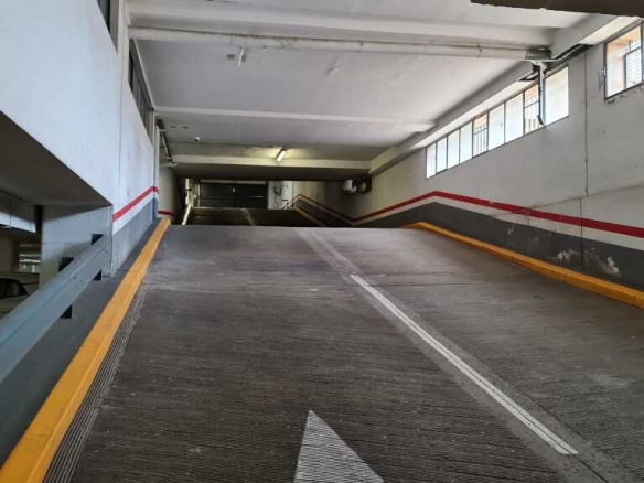 Parking coche en Venta en Barcelona Barcelona SANT GERVASI