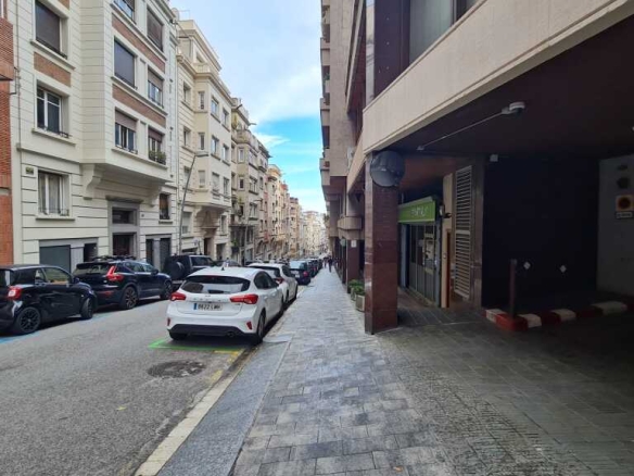 Parking coche en Venta en Barcelona Barcelona SANT GERVASI