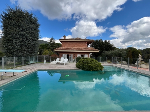 En venta una de las mejores casas de Castellar del Vallès! foto 1
