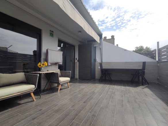 Exclusivo ático dúplex con terraza al sol en la Nova Esquerra de l'Eixample! foto 2