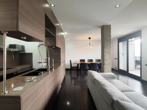 Exclusivo ático dúplex con terraza al sol en la Nova Esquerra de l'Eixample! foto 5