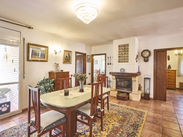Casa-Chalet en Venta en Garraf Ii (Sitges) Barcelona LES BOTIGUES DE SITGES
