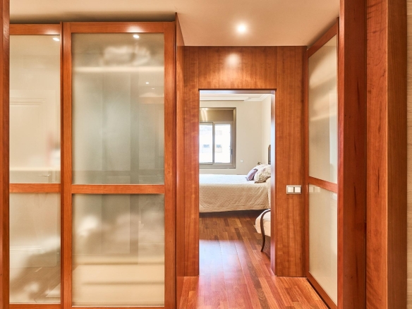 ELEGANTE VIVIENDA EN RAMBLA CATALUNYA foto 7