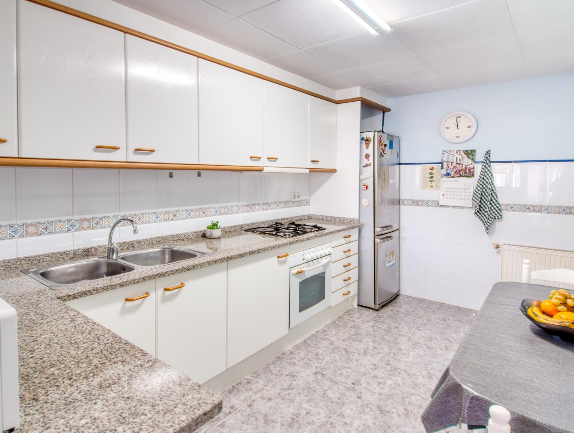 Ático en Roses con terraza privada de 46 m² y vistas a la montaña foto 9 Ático en Roses con terraza privada de 46 m² y vistas a la montaña foto 9