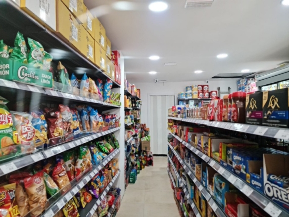 Local comercial en Venta en Cornellá De Llobregat Barcelona ALMEDA