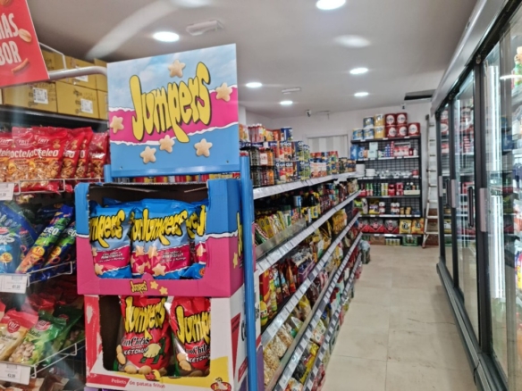 Local comercial en Venta en Cornellá De Llobregat Barcelona ALMEDA