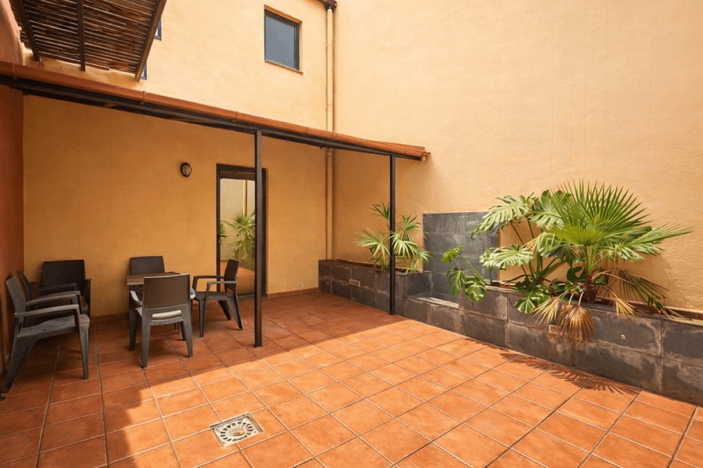 Adosada en Venta en Sant Feliu De Llobregat Barcelona CENTRE O CAN NADAL