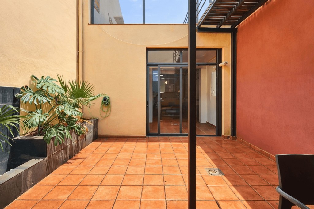 Adosada en Venta en Sant Feliu De Llobregat Barcelona CENTRE O CAN NADAL