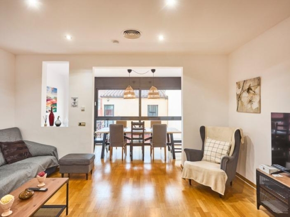 Unifamiliar con licencia turística en el centro de Sant Feliu de Llobregat