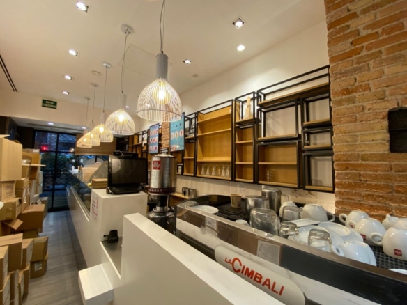 Local comercial en Alquiler en Barcelona Barcelona EIXAMPLE ESQUERRA