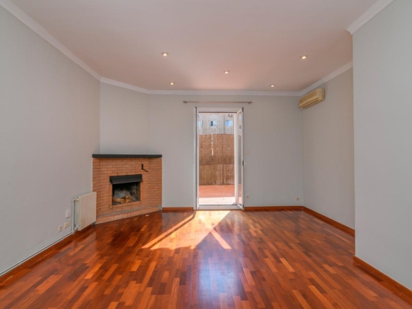 soleada y con un patio exterior privativo foto 1