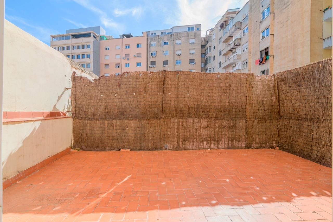 soleada y con un patio exterior privativo foto 2