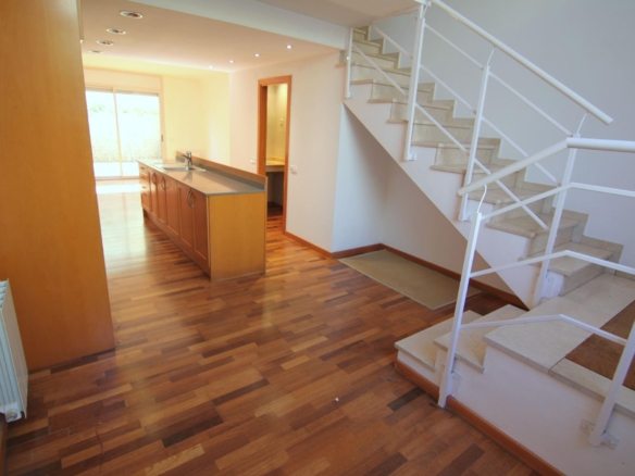 En venda Pis amb 77.00m2, a Barcelona, zona Horta