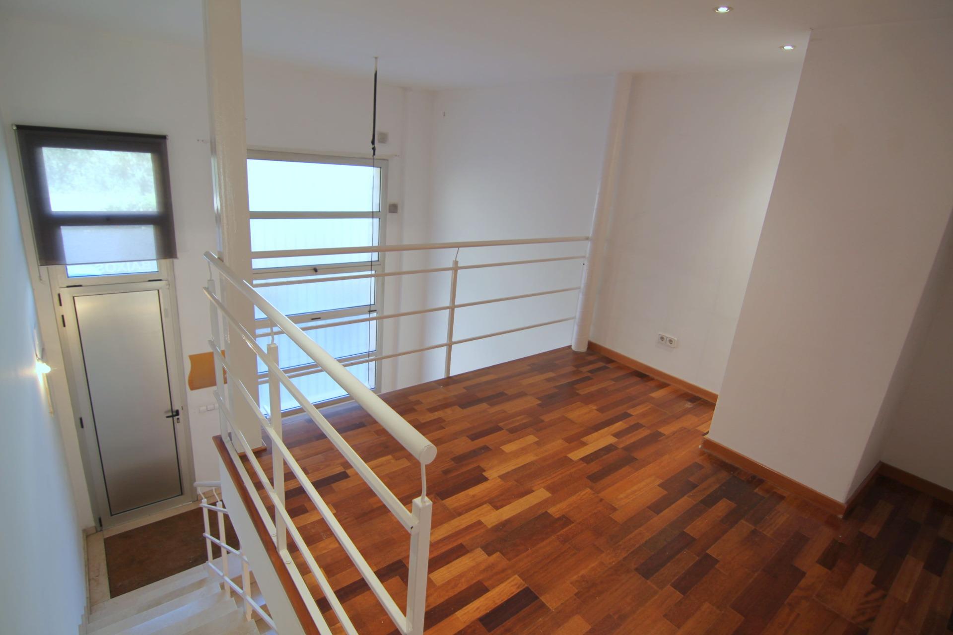 En venda Pis amb 77.00m2, a Barcelona, zona Horta