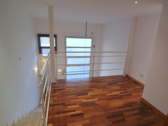En venda Pis amb 77.00m2, a Barcelona, zona Horta