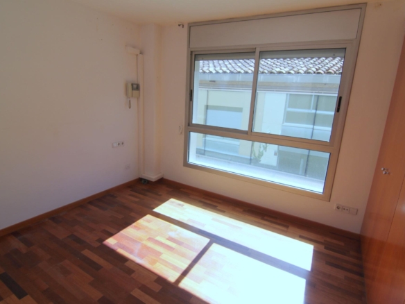 En venda Pis amb 77.00m2, a Barcelona, zona Horta