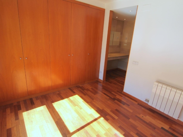 En venda Pis amb 77.00m2, a Barcelona, zona Horta