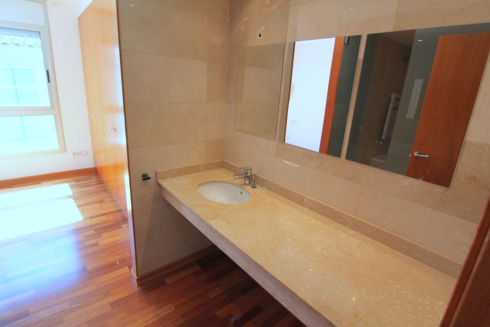 En venda Pis amb 77.00m2, a Barcelona, zona Horta