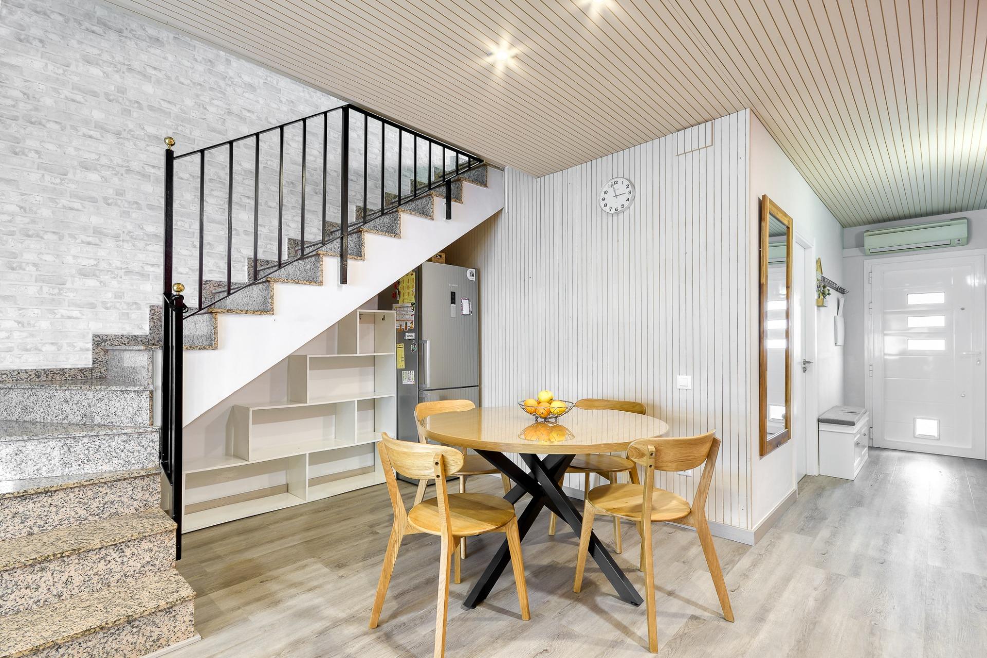 Se vende Adosado de 79.00 m2 en Torroella de Fluvia, zona Vilacolum