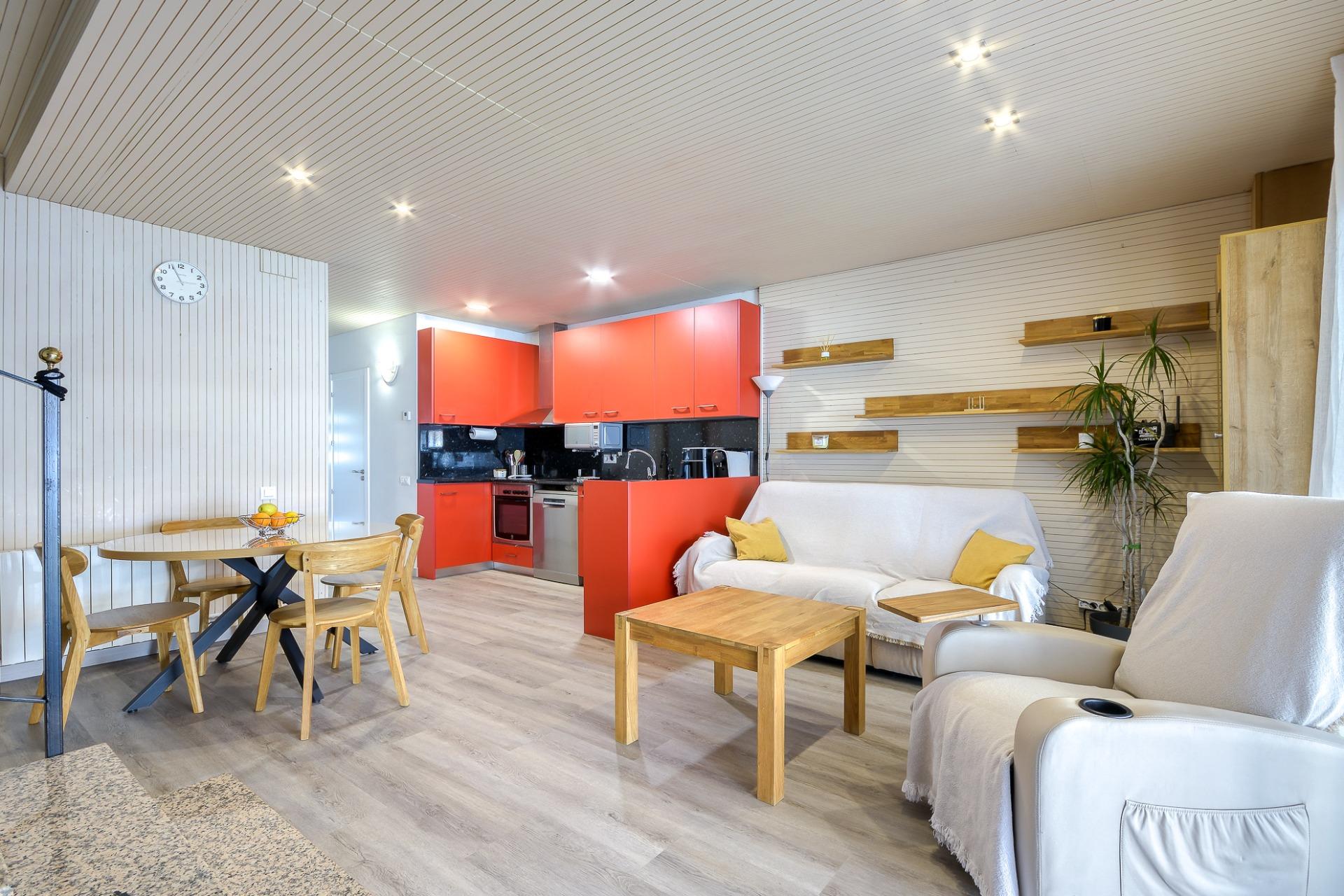 Se vende Adosado de 79.00 m2 en Torroella de Fluvia, zona Vilacolum