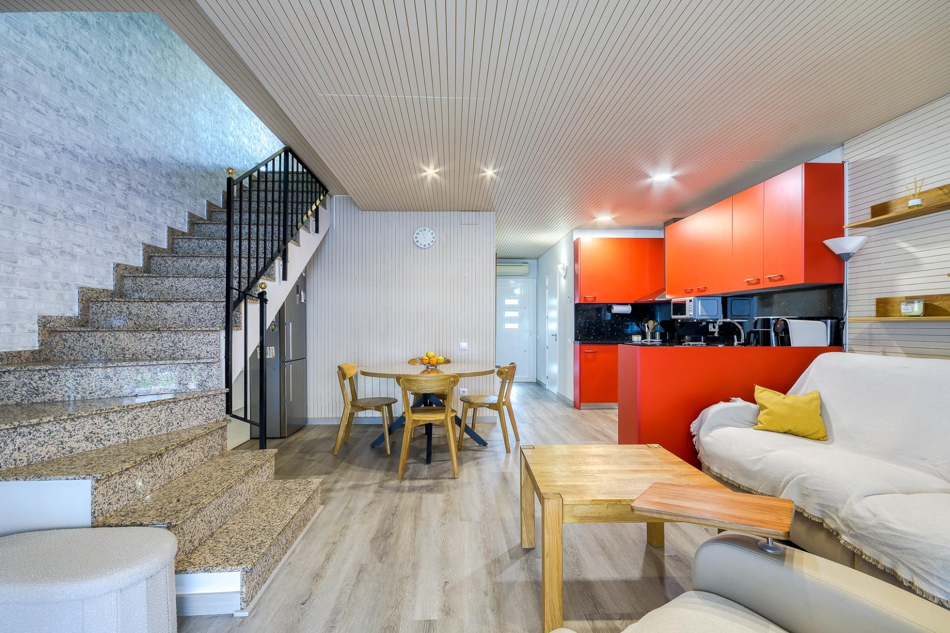 Se vende Adosado de 79.00 m2 en Torroella de Fluvia, zona Vilacolum