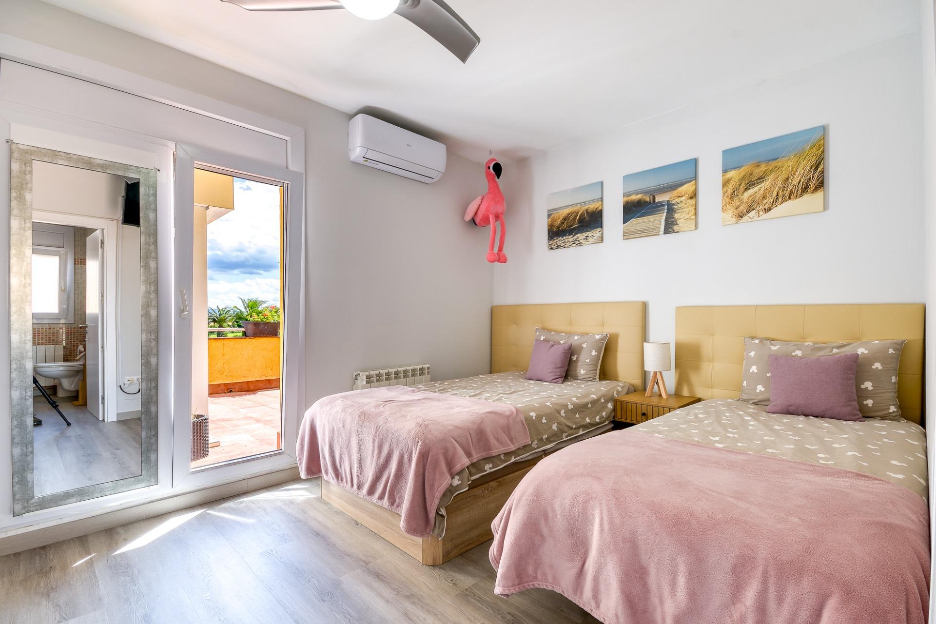 Se vende Adosado de 79.00 m2 en Torroella de Fluvia, zona Vilacolum