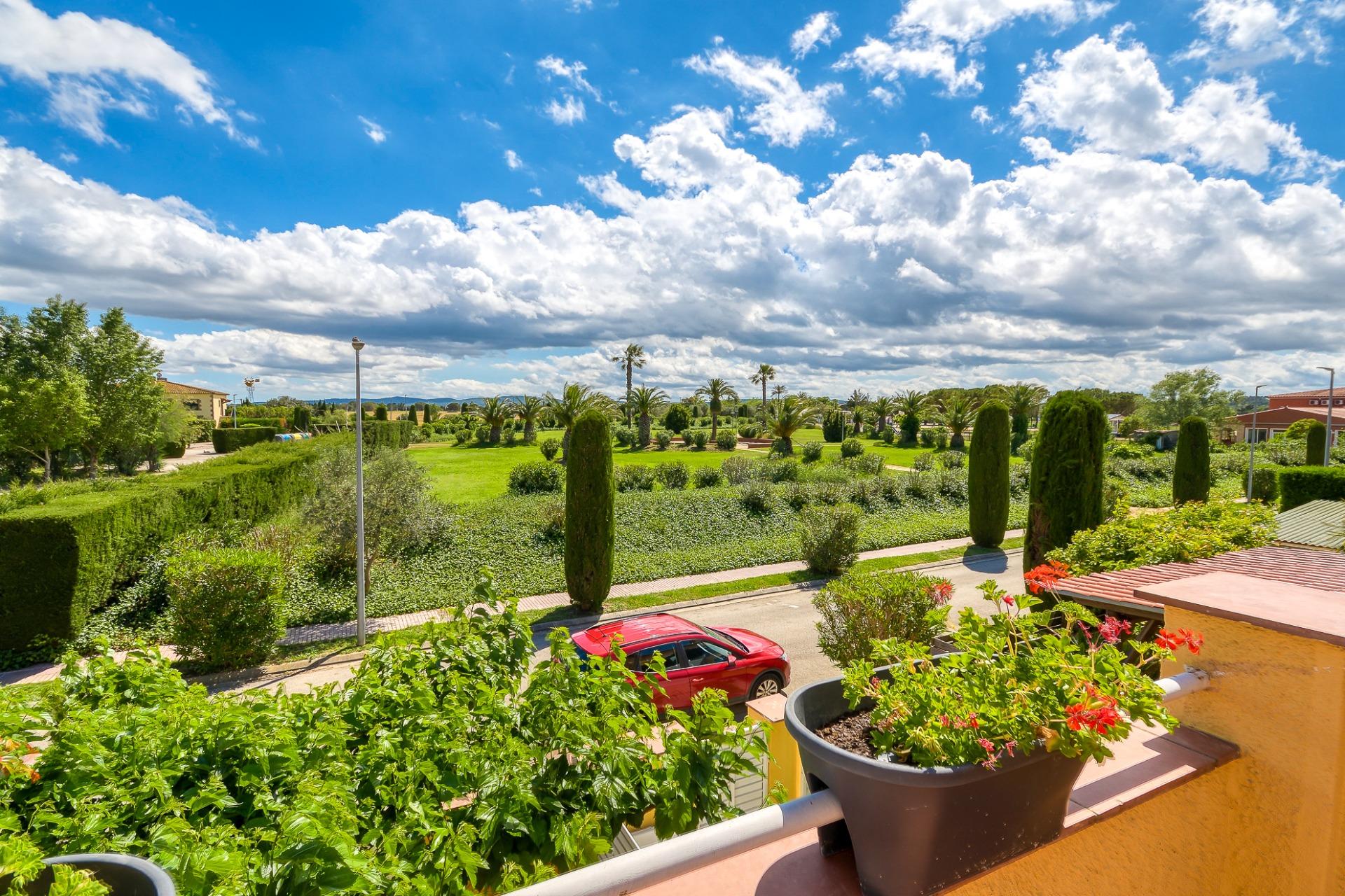 Se vende Adosado de 79.00 m2 en Torroella de Fluvia, zona Vilacolum