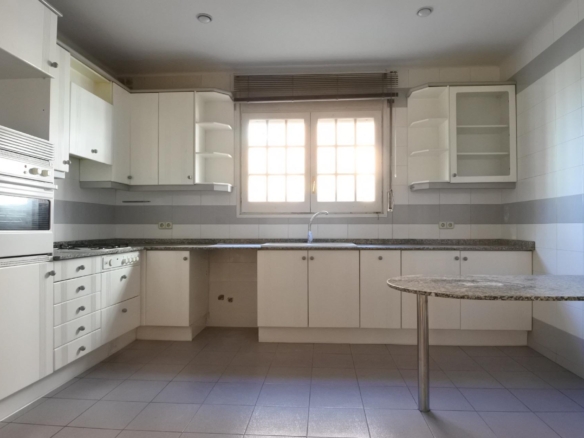Gran casa muy luminosa y tranquila foto 10