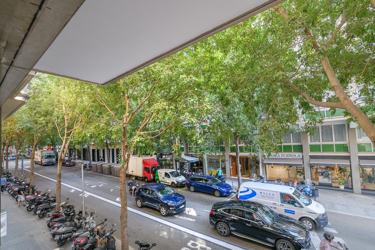 For sale Office with 446.00m2, in Barcelona