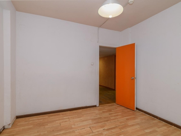 For sale Office with 446.00m2, in Barcelona