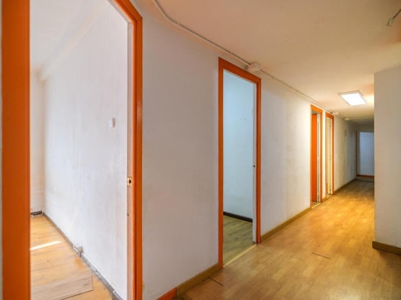 For sale Office with 446.00m2, in Barcelona