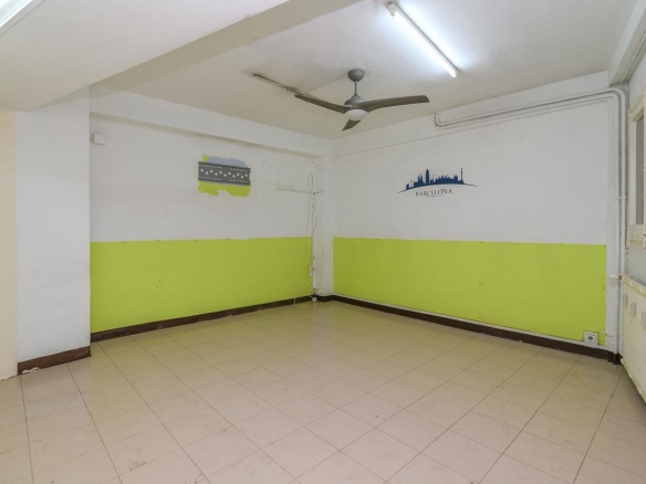 For sale Office with 446.00m2, in Barcelona