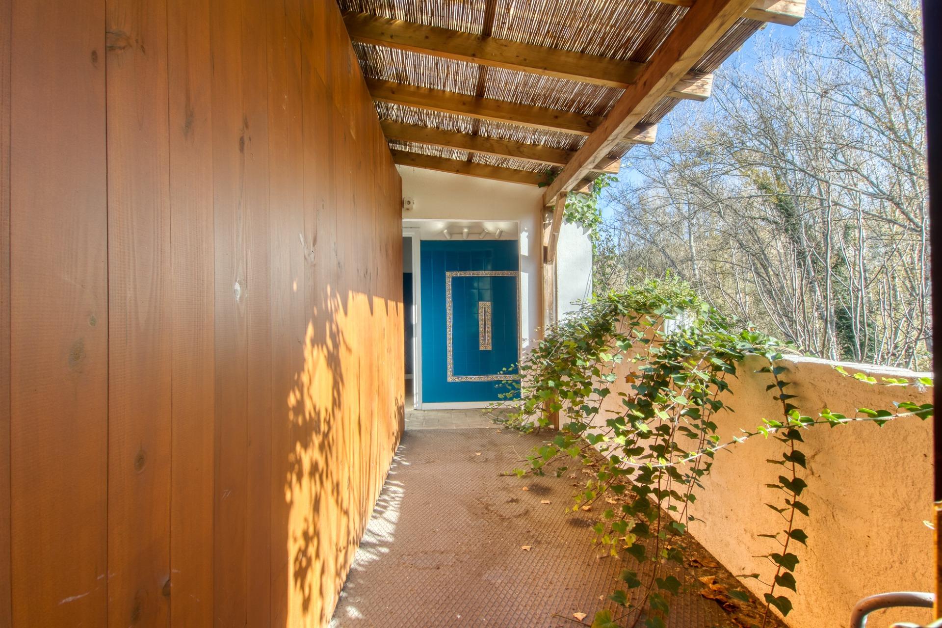 CASA PARA REHABILITAR EN SARRIÀ DE TER foto 1