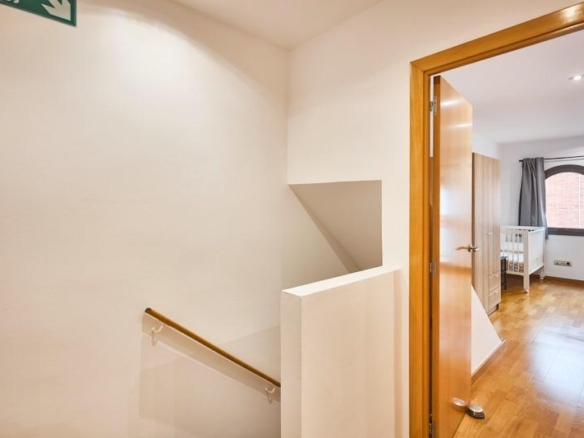 For sale  with 250.00m2, in Sant Feliu de Llobregat