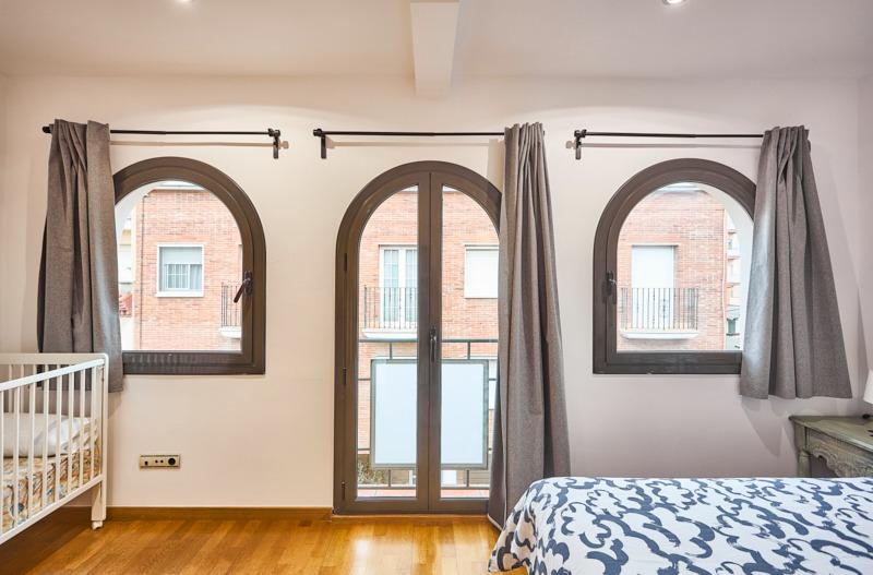 For sale  with 250.00m2, in Sant Feliu de Llobregat