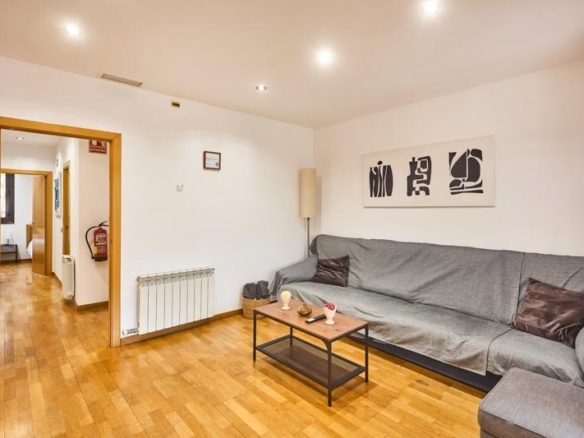 Unifamiliar con licencia turística en el centro de Sant Feliu de Llobregat