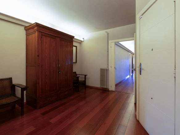 Se vende Piso de 159.00 m2 en Barcelona, zona Sant Gervasi – La Bonanova