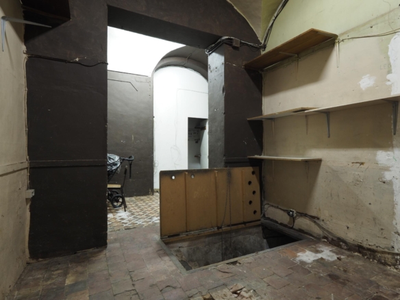 For sale Building with 0.00m2, in Olot