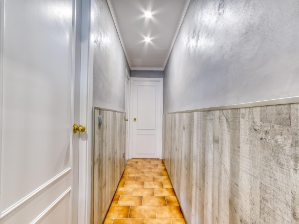 Se vende Ático de 75.00 m2 en Roses, zona Puig-Rom