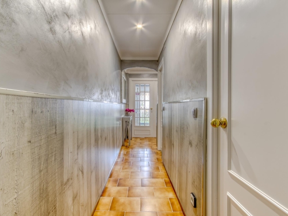 Se vende Ático de 75.00 m2 en Roses, zona Puig-Rom