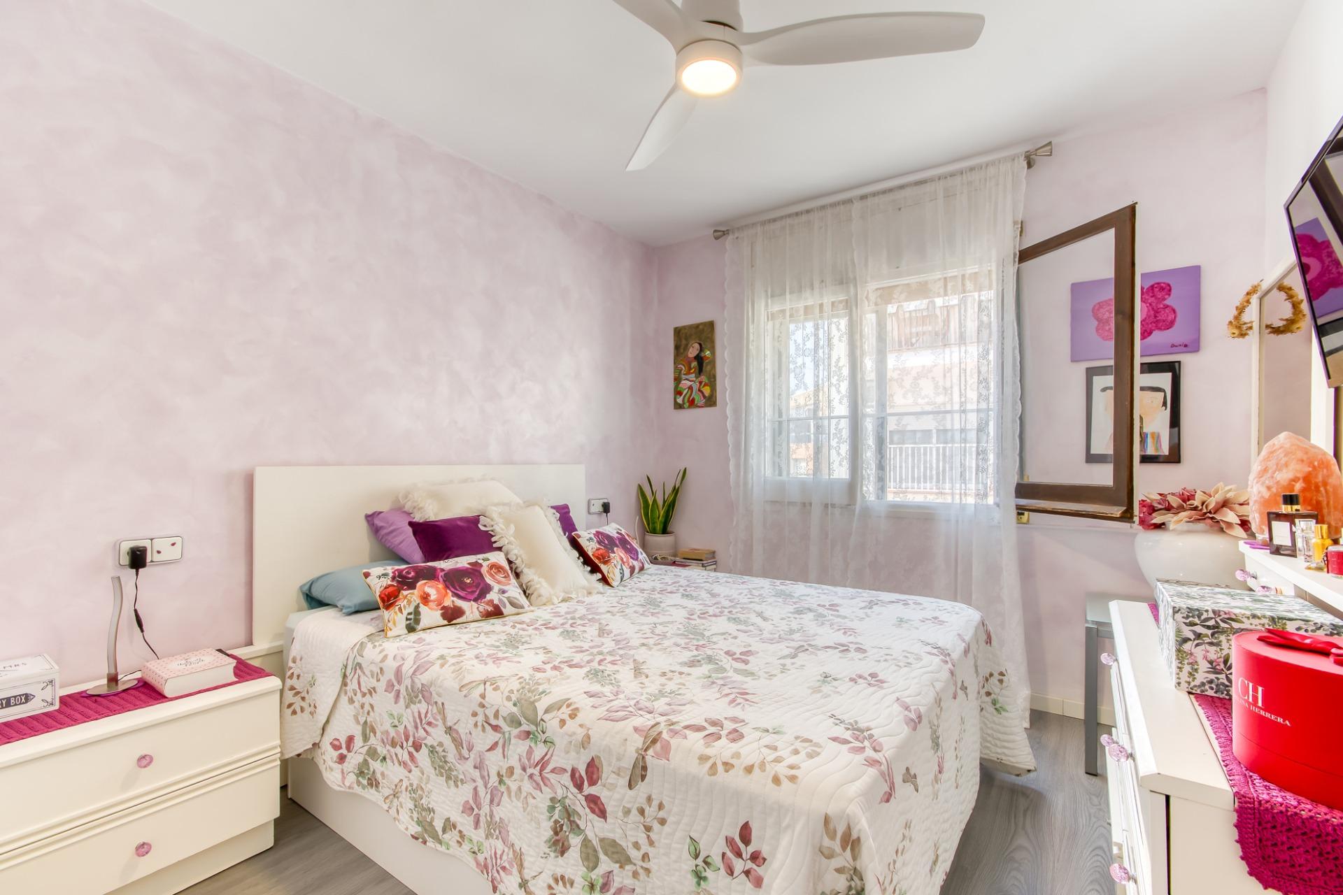 Se vende Ático de 75.00 m2 en Roses, zona Puig-Rom