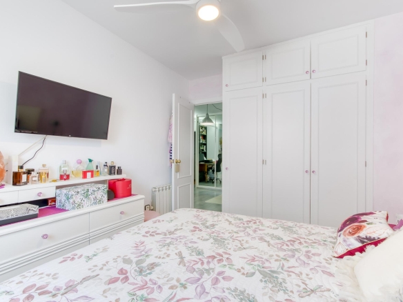 Se vende Ático de 75.00 m2 en Roses, zona Puig-Rom