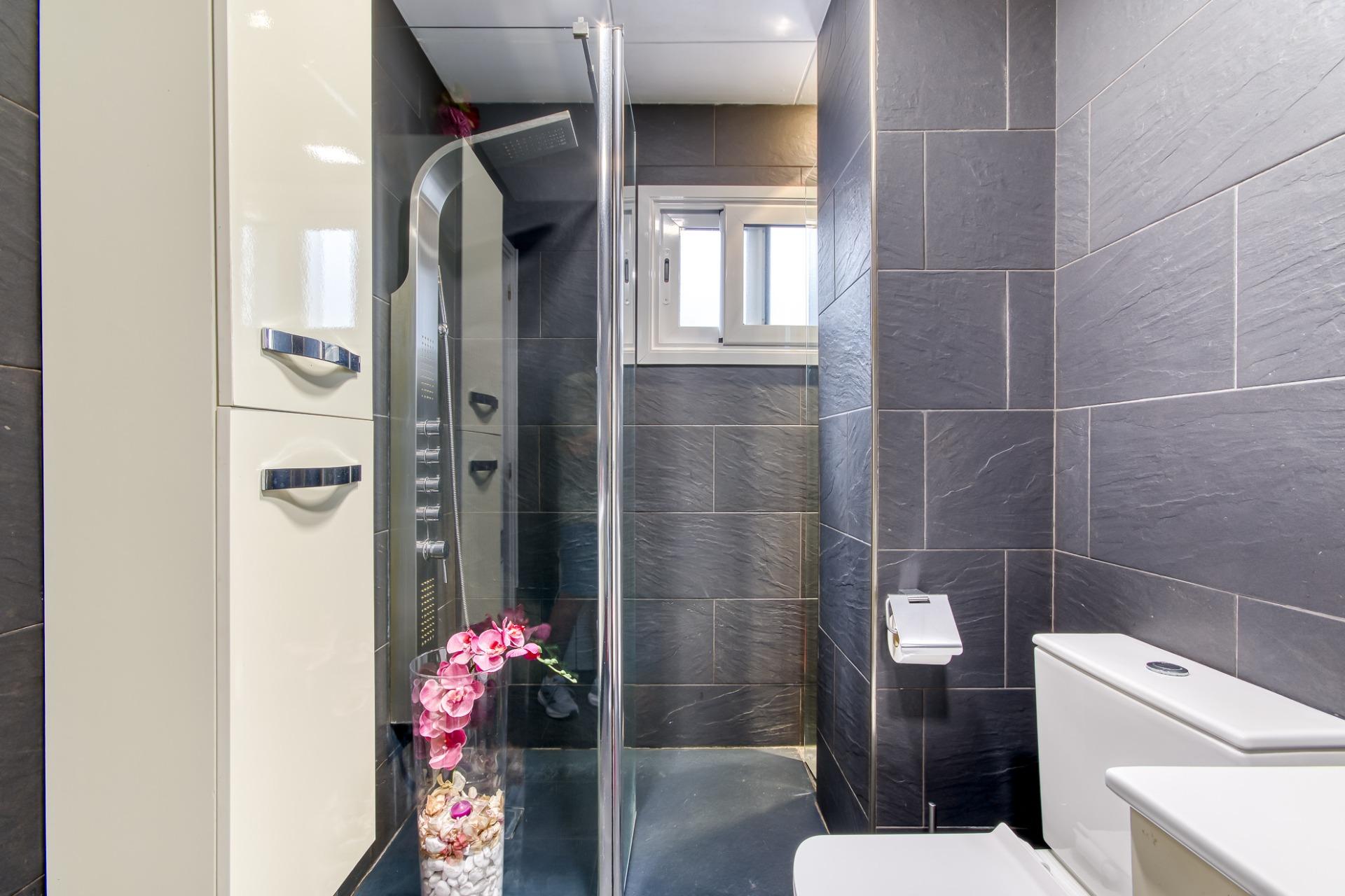 Se vende Ático de 75.00 m2 en Roses, zona Puig-Rom