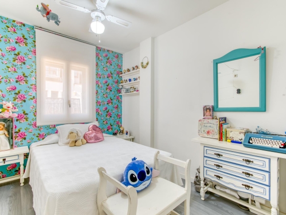 Se vende Ático de 75.00 m2 en Roses, zona Puig-Rom