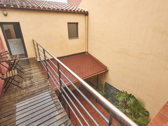 Adosada en Venta en Sant Feliu De Llobregat Barcelona CENTRE O CAN NADAL