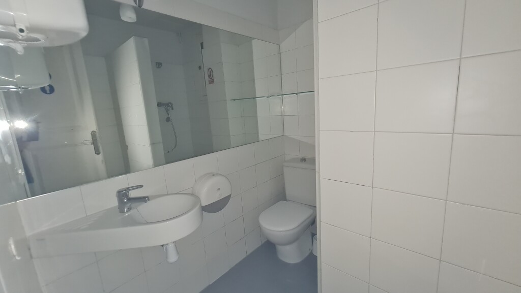 po-1236793-imagen-1-13 En alquiler Oficina de 260.00m2 en EIXAMPLE DRETA, Barcelona